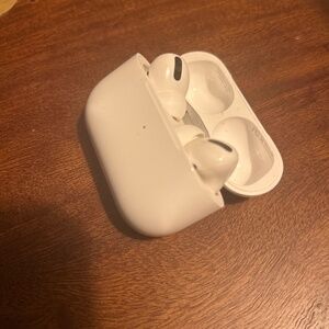Apple AirPods Pro Gen 1